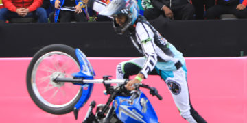 Maduro declara las piruetas en motocicletas como un deporte nacional de Venezuela