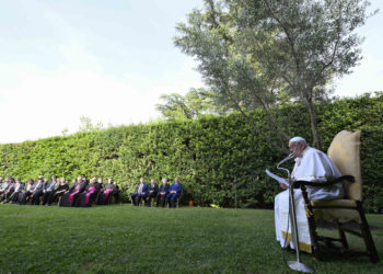 El papa reclama un alto el fuego en Gaza y trabajar por una «paz duradera»