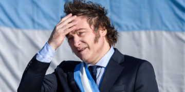 Milei convoca a las fuerzas políticas y sociales a firmar un compromiso histórico