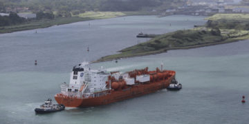 Canal de Panamá normalizará tránsito de buques desde agosto tras restricciones por sequía