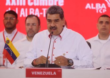 Maduro llama a subir las exportaciones para equilibrar la balanza comercial con Colombia