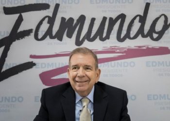 Edmundo González dice estar tranquilo ante una posible persecución