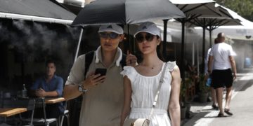 Cierran todos los monumentos arqueológicos en Atenas por la ola de calor que azota Grecia