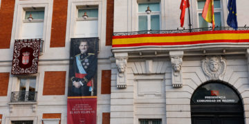 Madrid se engalana para celebrar los diez años de reinado de Felipe VI