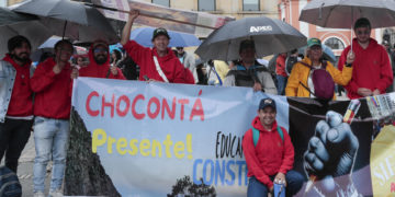 Maestros levantan huelga y paro en Colombia después de hundirse la reforma a la educación