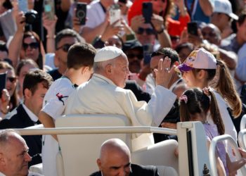 El papa dice que hay una «libertad mala» que «permite a los ricos explotar a los pobres»