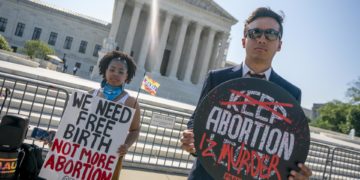 El Supremo de EE.UU. desestima el caso contra la píldora abortiva