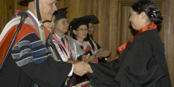 Con orgullo ulandino, NURR entregó 85 títulos profesionales