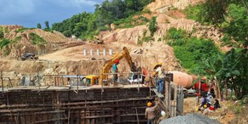 Mérida | Avanzan los trabajos en puente de Onia con la instalación de 14 pilotes de las bases