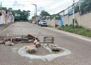 Táchira | Comunidad de la avenida Libertador tiene más de tres años en espera de reparaciones en su zona 