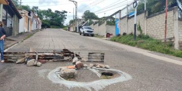 Táchira | Comunidad de la avenida Libertador tiene más de tres años en espera de reparaciones en su zona 