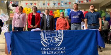 Estudiantes de la ULA NURR fueron homenajeados por sus logros académicos