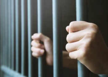 Trujillo | Privado de libertad estudiante de medicina por presunto acto sexual en contra de su hermana de seis años