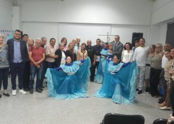 El Ateneo de Valera y Acoinva honran la institucionalidad local