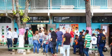 Entre buena afluencia general (y fuertes quejas en Valencia) se desarrolla simulacro electoral