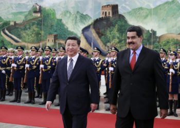 Xi y Maduro se felicitan por el 50º aniversario de los lazos entre China y Venezuela