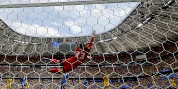 3-0. Lunin falla, Rumanía golea