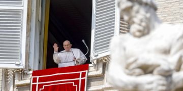 El papa hace un llamamiento a «la sabiduría de los gobernantes «para evitar una escalada bélica
