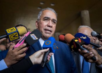 Candidato Luis Eduardo Martínez aspira al levantamiento de las sanciones tras un cambio de Gobierno en Venezuela