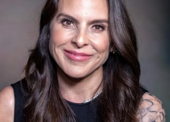 La actriz mexicana Kate del Castillo incursiona en la comedia en su próxima película