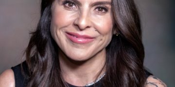 La actriz mexicana Kate del Castillo incursiona en la comedia en su próxima película