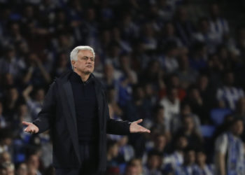 El Fenerbahçe confirma que está negociando el fichaje de Mourinho