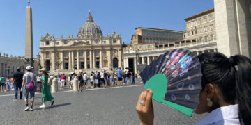 Más de 50 grados en el Coliseo y la plaza de San Pedro, con Roma en alerta roja por calor