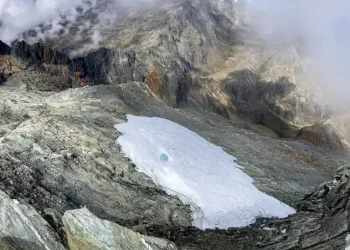 Mérida | Autoridades analizan el último glaciar en busca de datos antes de la irreversible extinción