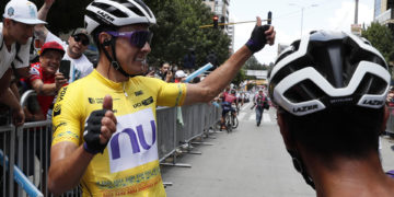 Rodrigo Contreras gana el prólogo y es el primer líder de la Vuelta a Colombia