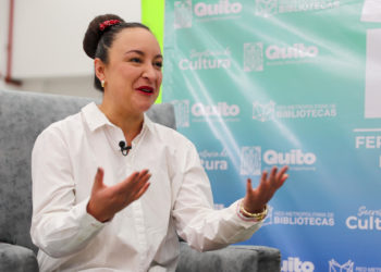 ‘Mujeres al oído’, un proyecto de audiolibros para visibilizar a escritoras ecuatorianas