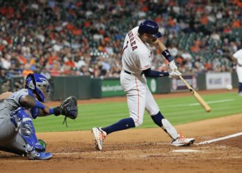 Martínez, García y Correa marcan el camino del éxito para sus equipos en la MLB