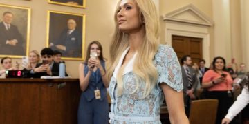 Paris Hilton cuenta en el Congreso los abusos cuando estuvo interna y pide más controles