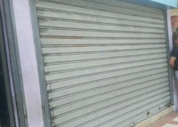 Seniat visitó varios locales comerciales en Tabay tras el paso de María Corina Machado