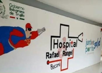 Boconó | Autoridades quitan figuras religiosas del hospital Rafael Rangel y pintan caricatura de Súper Bigotes