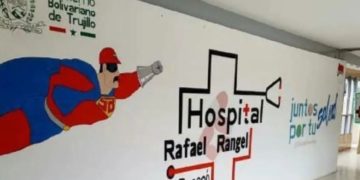 Boconó | Autoridades quitan figuras religiosas del hospital Rafael Rangel y pintan caricatura de Súper Bigotes