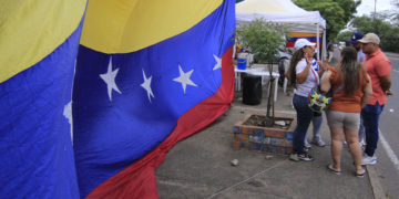Por una «Venezuela libre», la consigna de los votantes en la frontera con Colombia