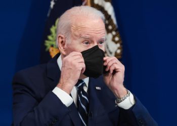 Biden registra una mejoría «significativa» en sus síntomas de la covid-19, según su doctor