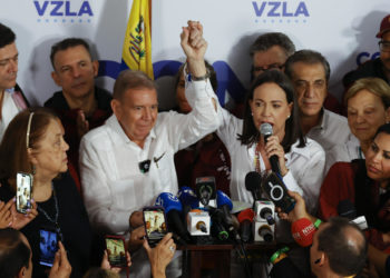 María Corina Machado dice que el «nuevo presidente electo» es Edmundo González Urrutia