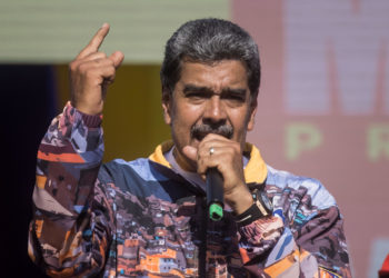 Venezuela tiene «firmadas y amarradas» inversiones de Rusia, China y la India, dice Maduro