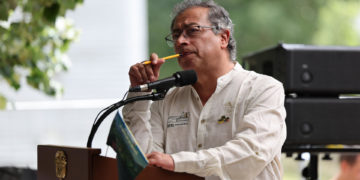 Petro afirma que hay «graves dudas» sobre las elecciones venezolanas y pide transparencia