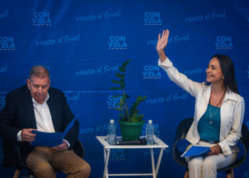 Bloque opositor se compromete a comenzar un proceso para la «democratización» de Venezuela