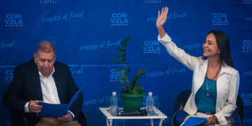 Bloque opositor se compromete a comenzar un proceso para la «democratización» de Venezuela