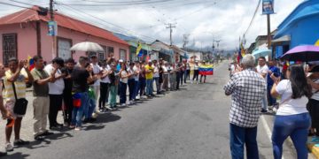 Oposición Unida: Elevó oración a San Miguel Arcangel por la liberación y protección 
