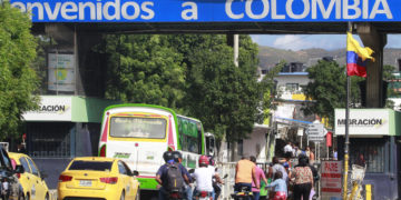 «Absoluta normalidad» en frontera entre Colombia y Venezuela, con 40 % menos de tránsito