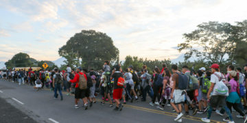 Unos 3.000 de migrantes parten en nueva caravana desde la frontera sur de México