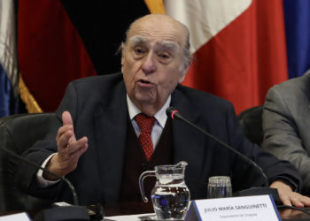 Julio María Sanguinetti: «La elección de Venezuela mueve a la mayor de las preocupaciones»