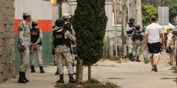 Autoridades mexicanas ubican narcotúnel en predio aledaño a puerto fronterizo en Tijuana