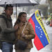 Venezolanos en Bogotá votan bajo la lluvia, sin incidencias y con esperanza de democracia