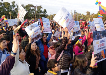 Argentina desconoce resultados de los comicios en Venezuela que dan como ganador a Maduro