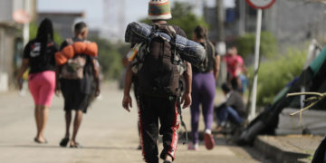Adiós al sueño americano: el miedo al Darién ata a algunos venezolanos a Colombia